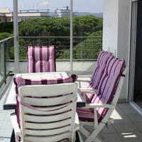 Flat at the first line of the sea / lake in Spain, Catalunya, Girona, 75 sq.m.