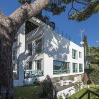 House at the first line of the sea / lake in Spain, Catalunya, Girona, 292 sq.m.