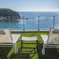 House at the first line of the sea / lake in Spain, Catalunya, Girona, 292 sq.m.