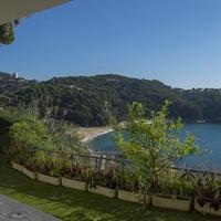 House at the first line of the sea / lake in Spain, Catalunya, Girona, 292 sq.m.