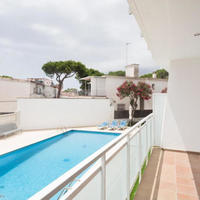 Квартира на второй линии моря/озера в Испании, Каталония, Багур, 80 кв.м.