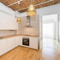 Flat in the city center in Spain, Catalunya, Barcelona, 145 sq.m.