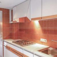 Flat at the second line of the sea / lake in Spain, Catalunya, Girona, 100 sq.m.