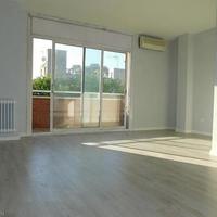 Flat in Spain, Catalunya, Barcelona, 80 sq.m.