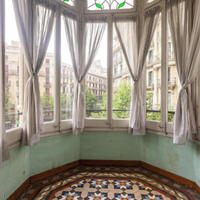 Flat in the city center in Spain, Catalunya, 131 sq.m.
