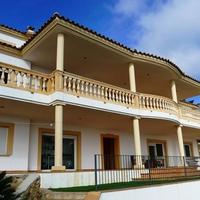 Вилла в Испании, Каталония, Жирона, 417 кв.м.