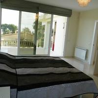 Villa in Spain, Catalunya, Girona, 350 sq.m.