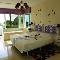 Villa in Spain, Catalunya, Girona, 350 sq.m.