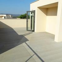 Townhouse at the first line of the sea / lake in Spain, Catalunya, Girona, 200 sq.m.
