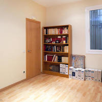 Квартира в центре города в Испании, Каталония, 90 кв.м.