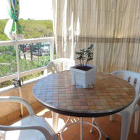 Flat at the first line of the sea / lake in Spain, Catalunya, Girona, 40 sq.m.