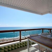 Flat at the first line of the sea / lake in Spain, Catalunya, Girona, 178 sq.m.