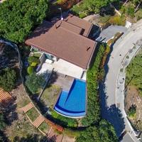 Дом на первой линии моря/озера в Испании, Каталония, Жирона, 400 кв.м.