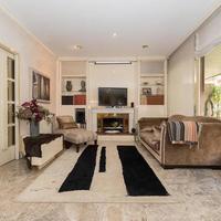 Квартира в пригороде в Испании, Каталония, Барселона, 200 кв.м.