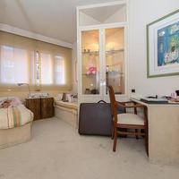 Квартира в пригороде в Испании, Каталония, Барселона, 200 кв.м.