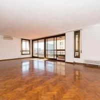 Квартира в пригороде в Испании, Каталония, Барселона, 210 кв.м.