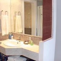 Apartment at the first line of the sea / lake in Spain, Catalunya, Girona, 120 sq.m.