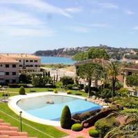 Apartment at the first line of the sea / lake in Spain, Catalunya, Girona, 120 sq.m.