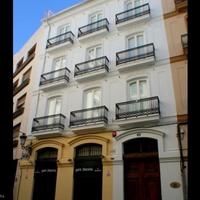 Отель (гостиница) в Испании, Валенсия, 838 кв.м.