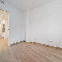 Flat in Spain, Catalunya, Barcelona, 72 sq.m.