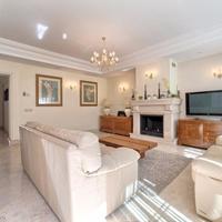 Вилла на второй линии моря/озера в Испании, Андалусия, 346 кв.м.