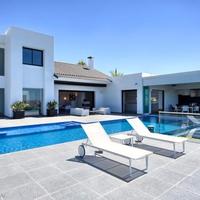 Villa in Spain, Andalucia, 610 sq.m.