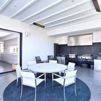 Villa in Spain, Andalucia, 610 sq.m.