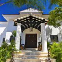 Villa in Spain, Andalucia, 446 sq.m.