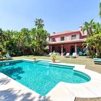 Villa in Spain, Andalucia, 570 sq.m.