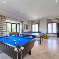 Villa in Spain, Andalucia, 1169 sq.m.