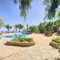 Villa in Spain, Andalucia, 318 sq.m.