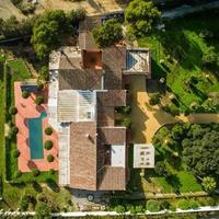 Вилла на первой линии моря/озера в Испании, Андалусия, 700 кв.м.