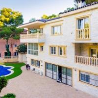Villa in Spain, Comunitat Valenciana, Alicante, 360 sq.m.
