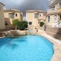 Villa in Spain, Comunitat Valenciana, Alicante, 90 sq.m.