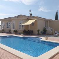 Villa in Spain, Comunitat Valenciana, Alicante, 200 sq.m.