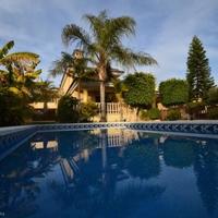 Villa in Spain, Comunitat Valenciana, Alicante, 400 sq.m.