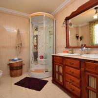 Villa in Spain, Comunitat Valenciana, Alicante, 400 sq.m.