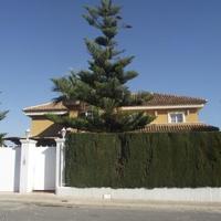 Villa at the second line of the sea / lake in Spain, Comunitat Valenciana, Alicante, 230 sq.m.