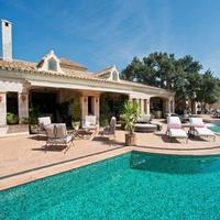 Вилла в Испании, Андалусия, 1156 кв.м.