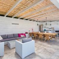 Villa in the city center in Spain, Andalucia, 241 sq.m.