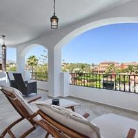 Villa in the city center in Spain, Andalucia, 241 sq.m.