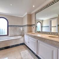 Вилла в Испании, Андалусия, 910 кв.м.