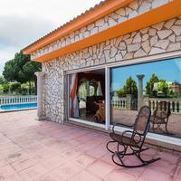 Дом в Испании, Каталония, Жирона, 400 кв.м.