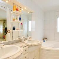 Дом в Испании, Каталония, Жирона, 319 кв.м.