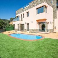 Дом в Испании, Каталония, Жирона, 260 кв.м.