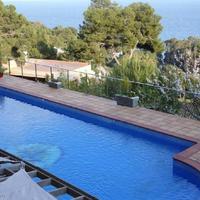 Villa in Spain, Catalunya, Girona, 900 sq.m.