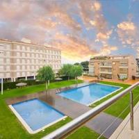 Пентхаус на второй линии моря/озера в Испании, Каталония, Багур, 133 кв.м.