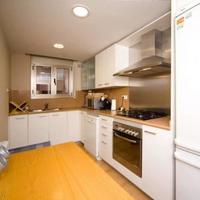 Пентхаус на второй линии моря/озера в Испании, Каталония, Багур, 133 кв.м.