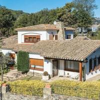 Дом в Испании, Каталония, Багур, 382 кв.м.