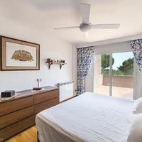 Дом в Испании, Каталония, Багур, 1000 кв.м.